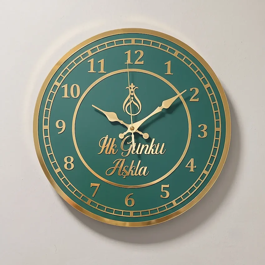 Ahşap Duvar Saati 35 cm Dekoratif Akar Saniyeli Sessiz Mekanizma 8 mm Yeşil Mdf Altın Pleksi ve Kenar Kaplama - 1