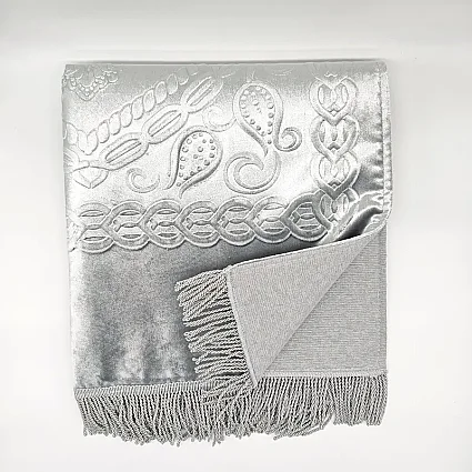 Astarlı Süngerli Kalın Platinyum Seccade 68x115 650 Gr Silver M1 (1)