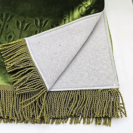 Astarlı Süngerli Kalın Platinyum Seccade 68x115 650 Gr Yeşil M1 - 3