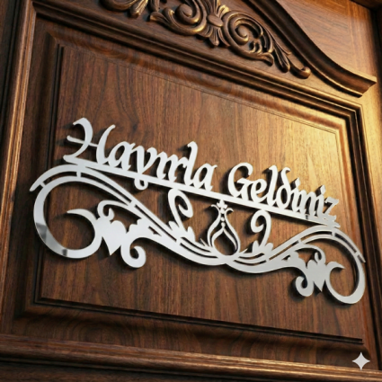 Hayırla Geldiniz ve Hayırla Gidiniz Kapı Süsü - 25x10 Serhendi Logolu, Ahşap Gümüş Pleksi M10 - Serhendi Logolu Ürünler (1)
