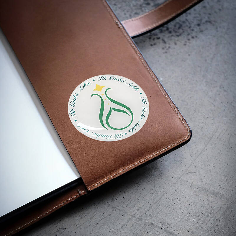 Damla Sticker 6 cm Serhendi Logolu İlk Günkü Aşkla M3 - 2