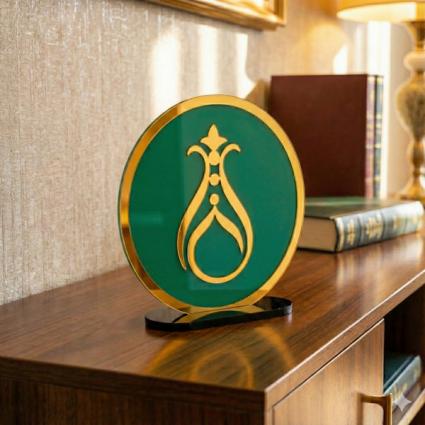 Serhendi Logolu Pleksi Masa Üstü Dekor, Stand - Ayaklı Çap 15 cm Yeşil M3 - Serhendi Logolu Ürünler