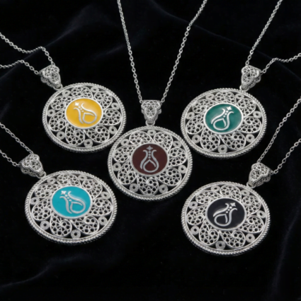 Telkari Yuvarlak Gümüş Kadın Kolye - Serhendi Logolu M3 Yeşil - Serhendi Logolu Ürünler (1)