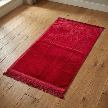 Yumuşak Peluş Seccade Kaymaz Taban 80x120 Bordo M1 (1)