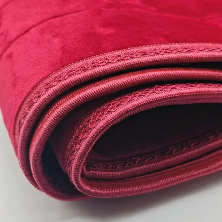 Yumuşak Peluş Seccade Kaymaz Taban 80x120 Bordo M1 - 4