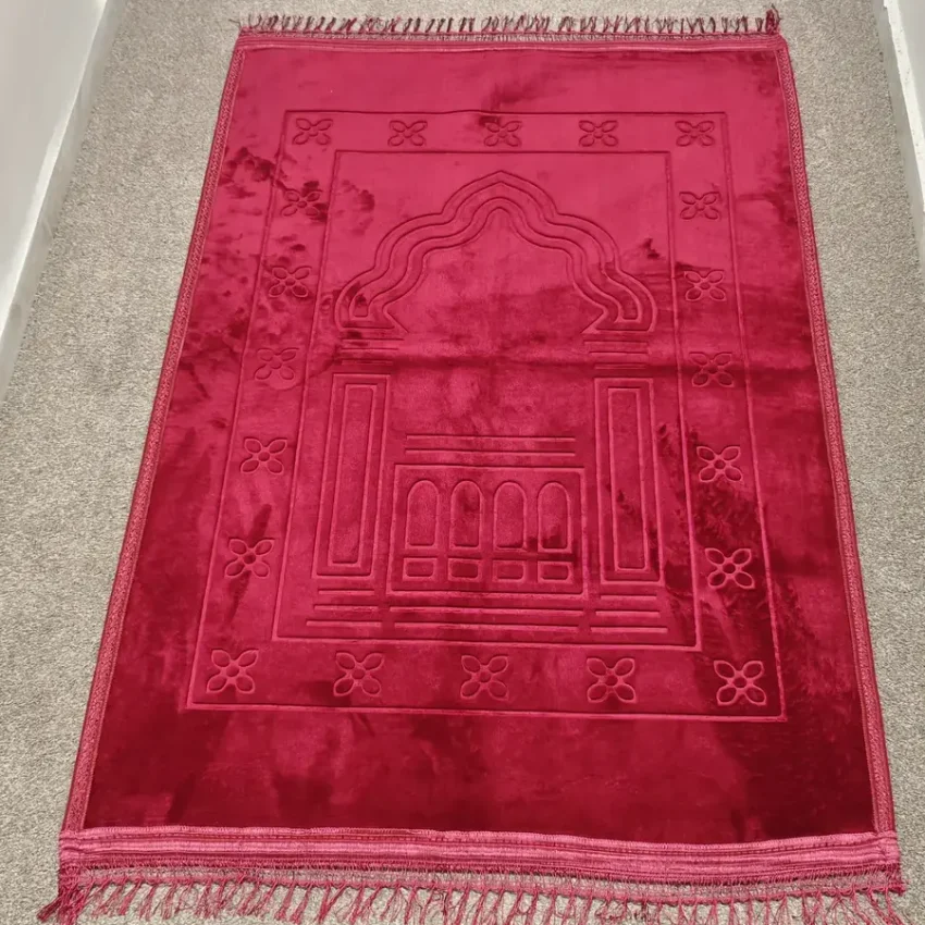 Yumuşak Peluş Seccade Kaymaz Taban 80x120 Bordo M1 - 6