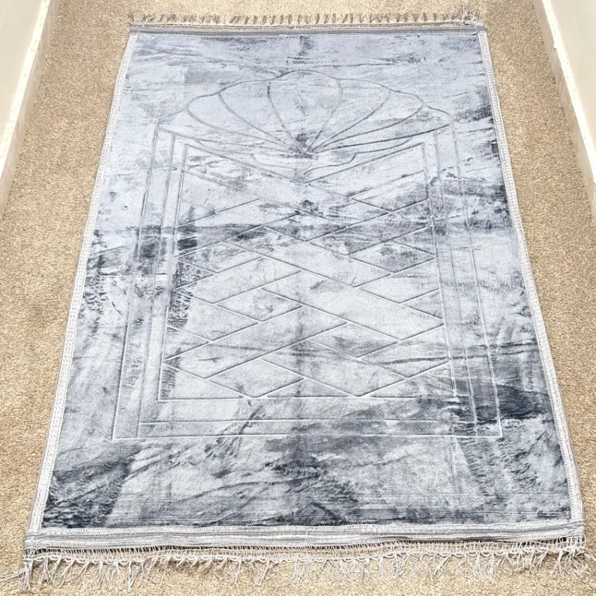 Yumuşak Peluş Seccade Kaymaz Taban 80x120 Gri M1 - 5