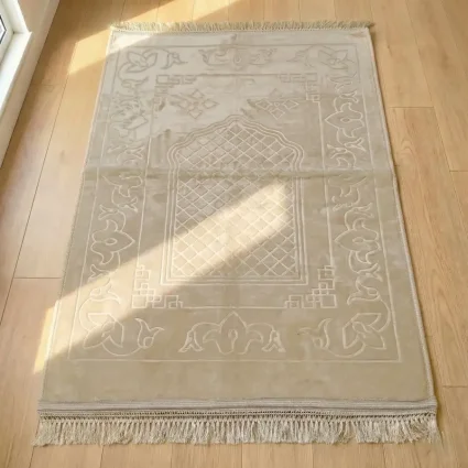 Yumuşak Peluş Seccade Kaymaz Taban 80x120 Krem M1