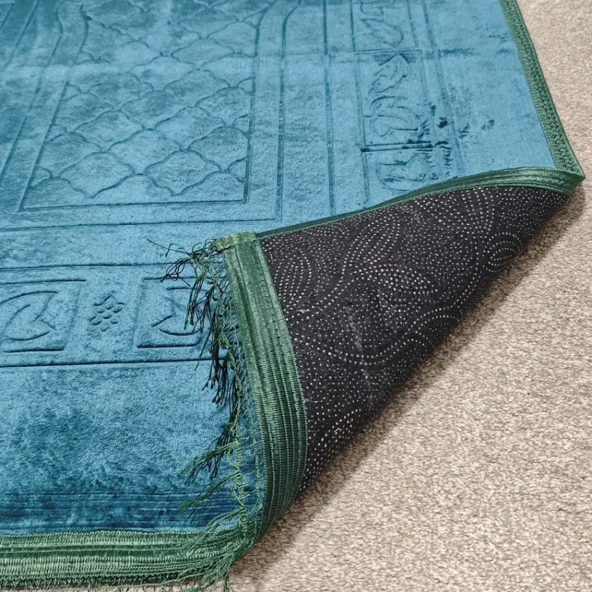 Yumuşak Peluş Seccade Kaymaz Taban 80x120 Zümrüt Yeşil M1 - 5