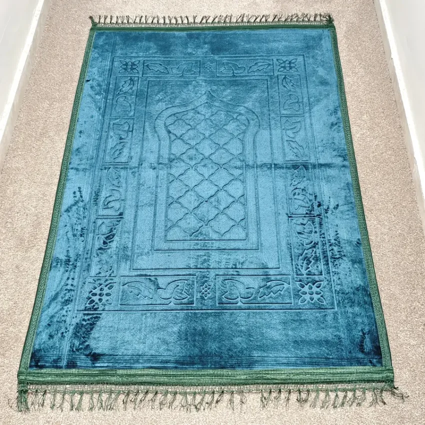 Yumuşak Peluş Seccade Kaymaz Taban 80x120 Zümrüt Yeşil M1 - 6